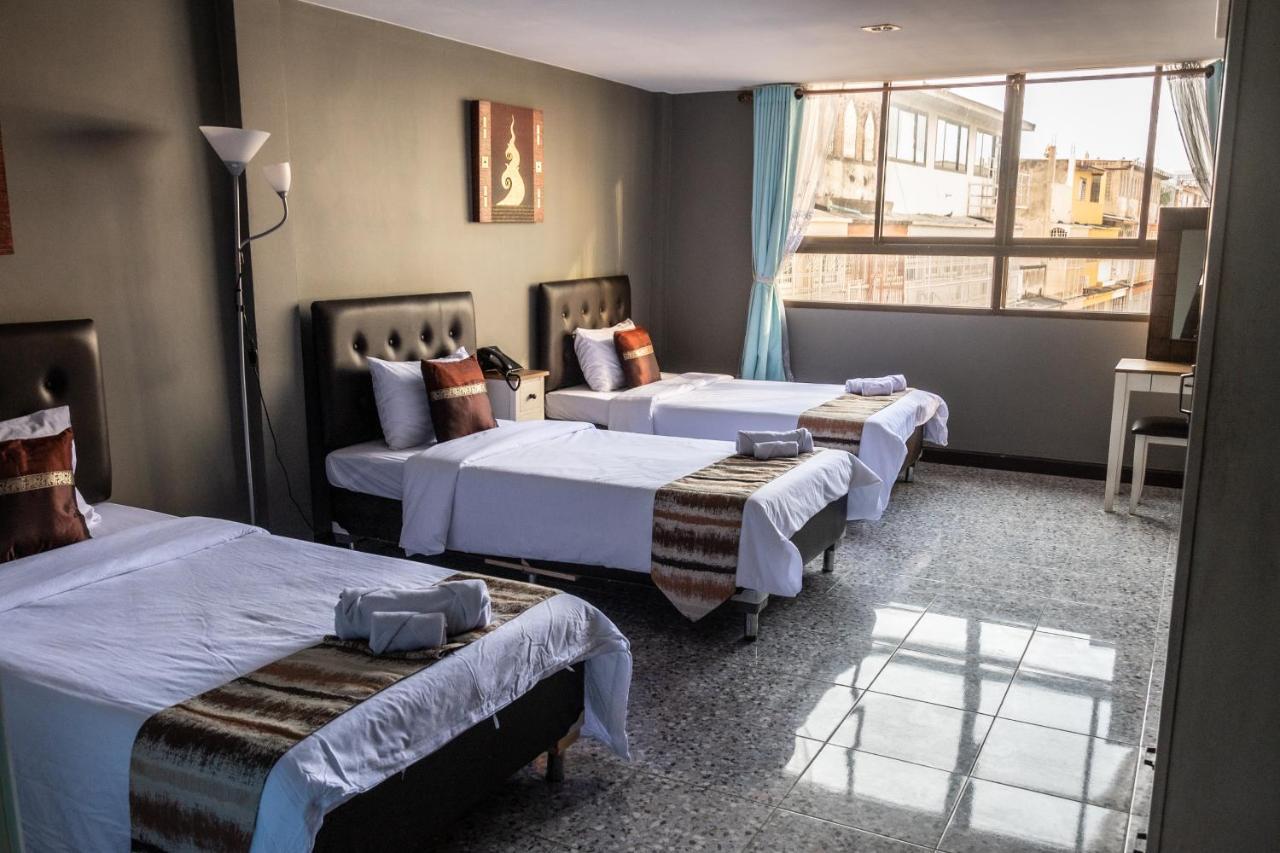 Anandpura Riverside Hotel Бангкок Экстерьер фото