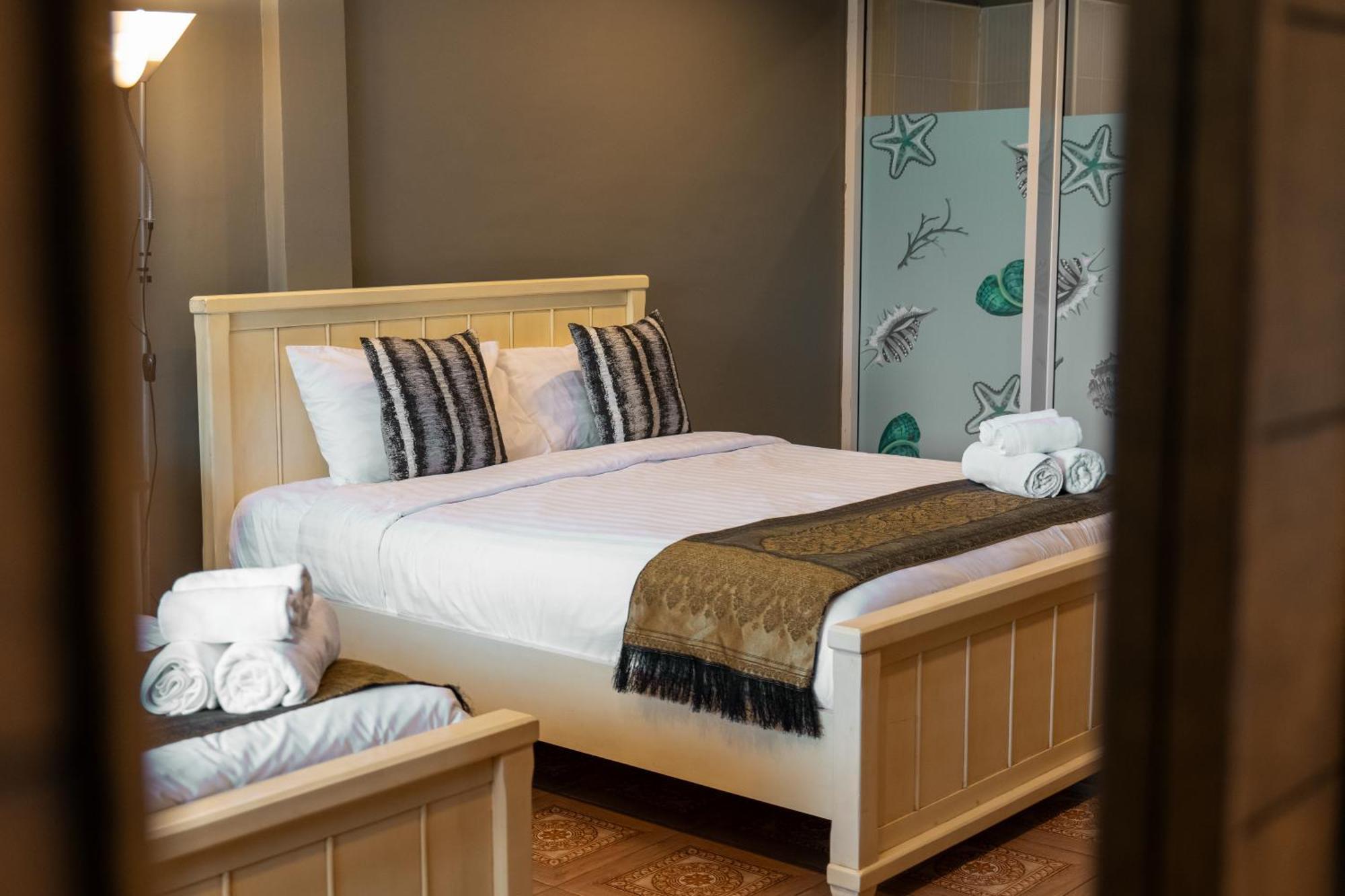 Anandpura Riverside Hotel Бангкок Экстерьер фото
